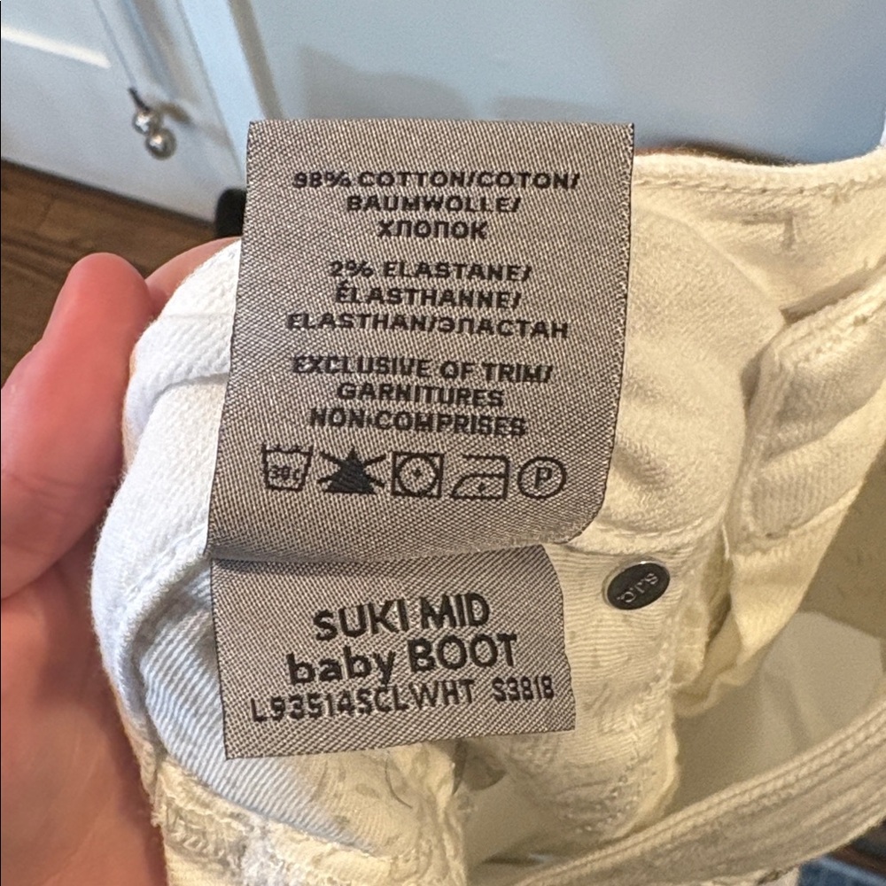 Silver Suki Fit White Jeans - Picture 8 of 8